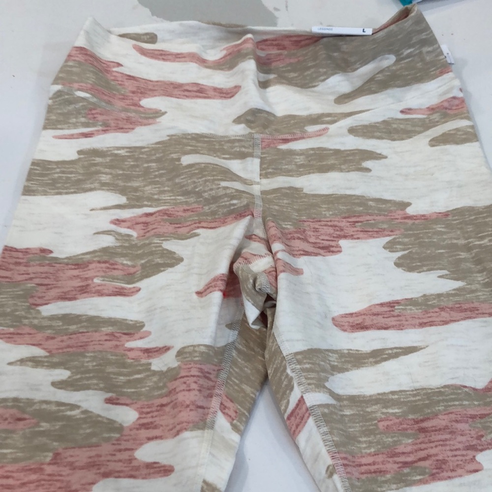 Old navy go-dry cropped leggings